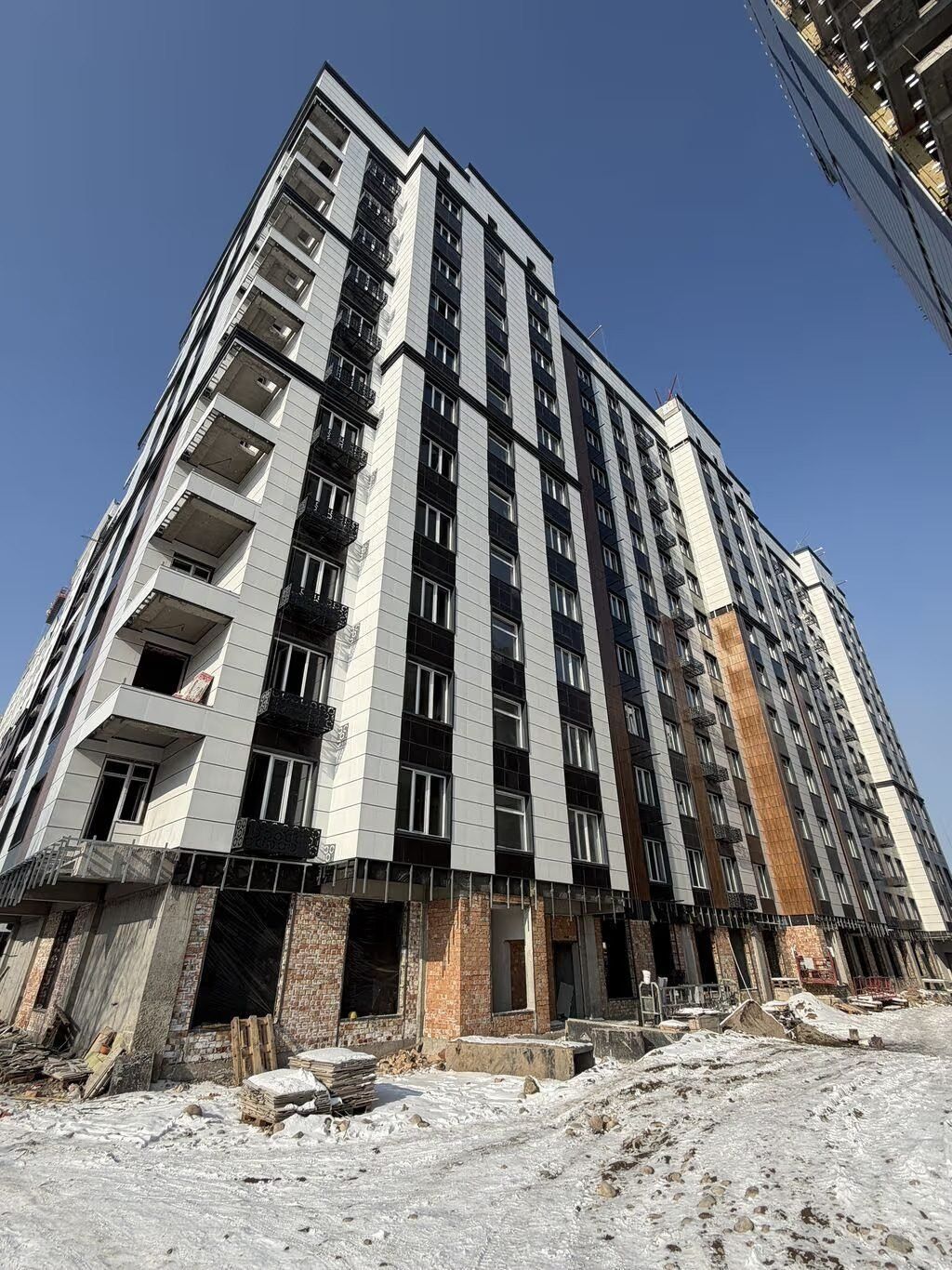 Продаётся 1-комнатная квартира в новом элитном комплексе Эмель